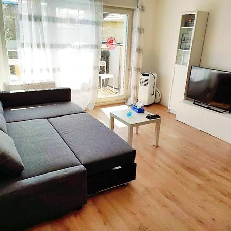 Cozy Sunshine Apartment With Balcony 4 Persons Max Ivry-sur-Seine Dış mekan fotoğraf