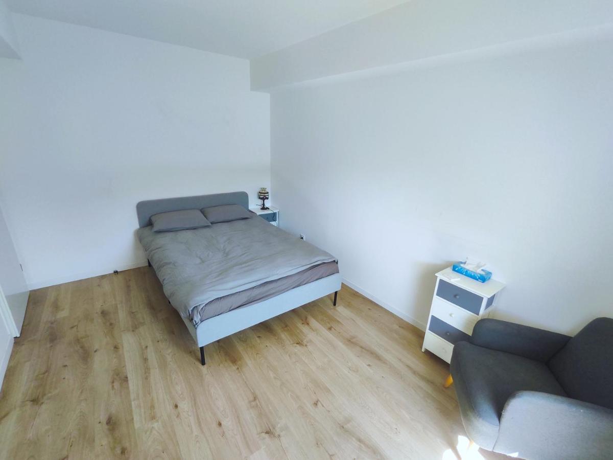 Cozy Sunshine Apartment With Balcony 4 Persons Max Ivry-sur-Seine Dış mekan fotoğraf